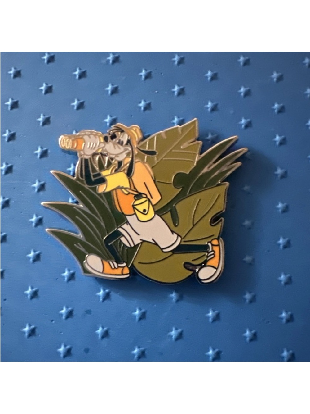 Disney Mystery Box Pin Trading WDW Jungle Safari Animal Kingdom  GOOFY CANTEEN